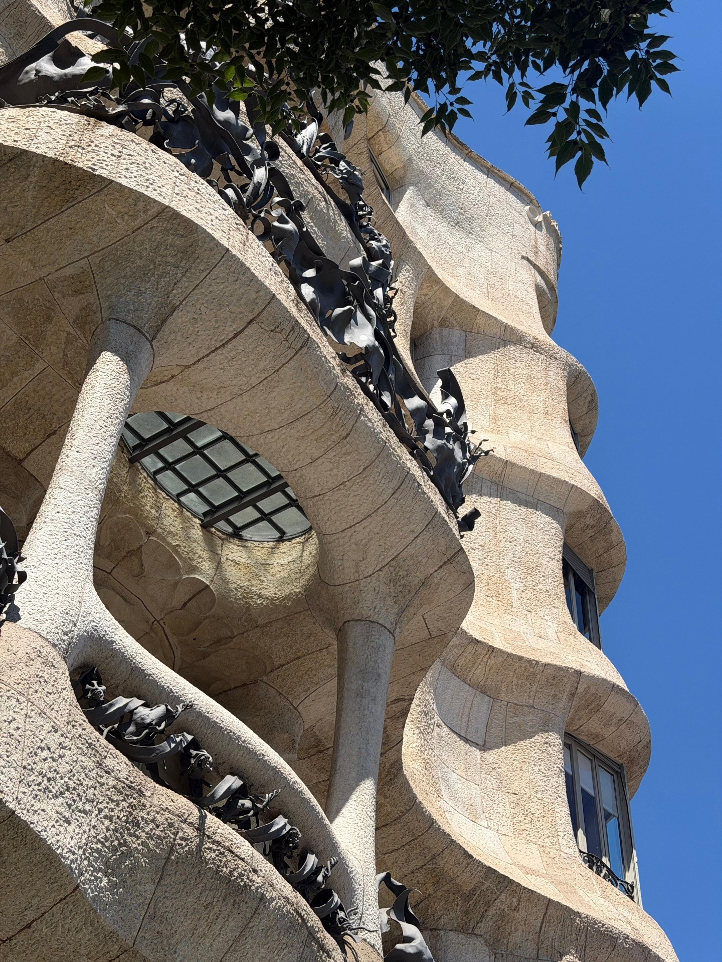 Movimiento Infinito — Barcelona, Spain